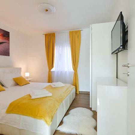 Sunset Gold Apartman Zára Kültér fotó